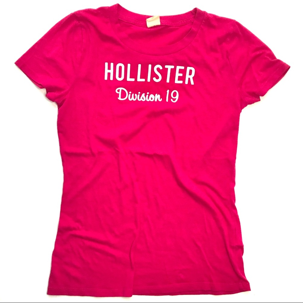 Bright pink Hollister tee, large